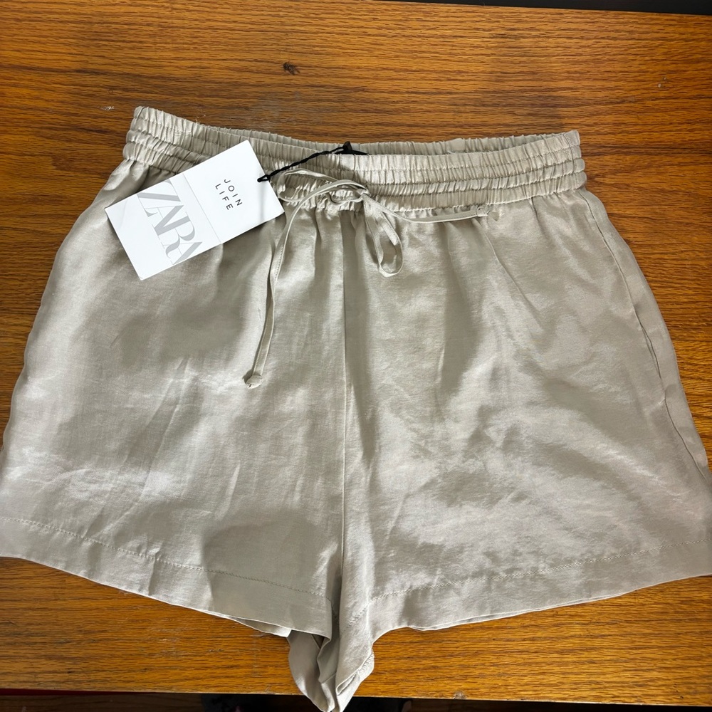 Zara Casual Khaki Shorts with Pockets Drawstring Women Size S New